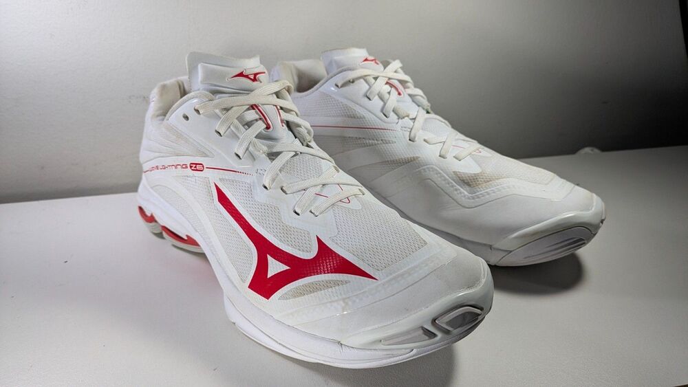 Mizuno Wave Lightning Z6 Volleyball Shoes Womens 11 White Red Athletic Lace Up